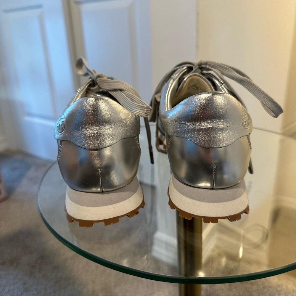 Tory Burch Sport Women's Ruffle Trainer Leather Lace Up Sneakers in Silver - Picture 3 of 12